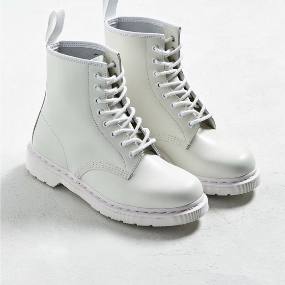 Dr. Martens White 14357
Mono Combat Boots Sz 7
Mens | 8 Womens Sz UK 6
EU 39 - Picture 2 of 10